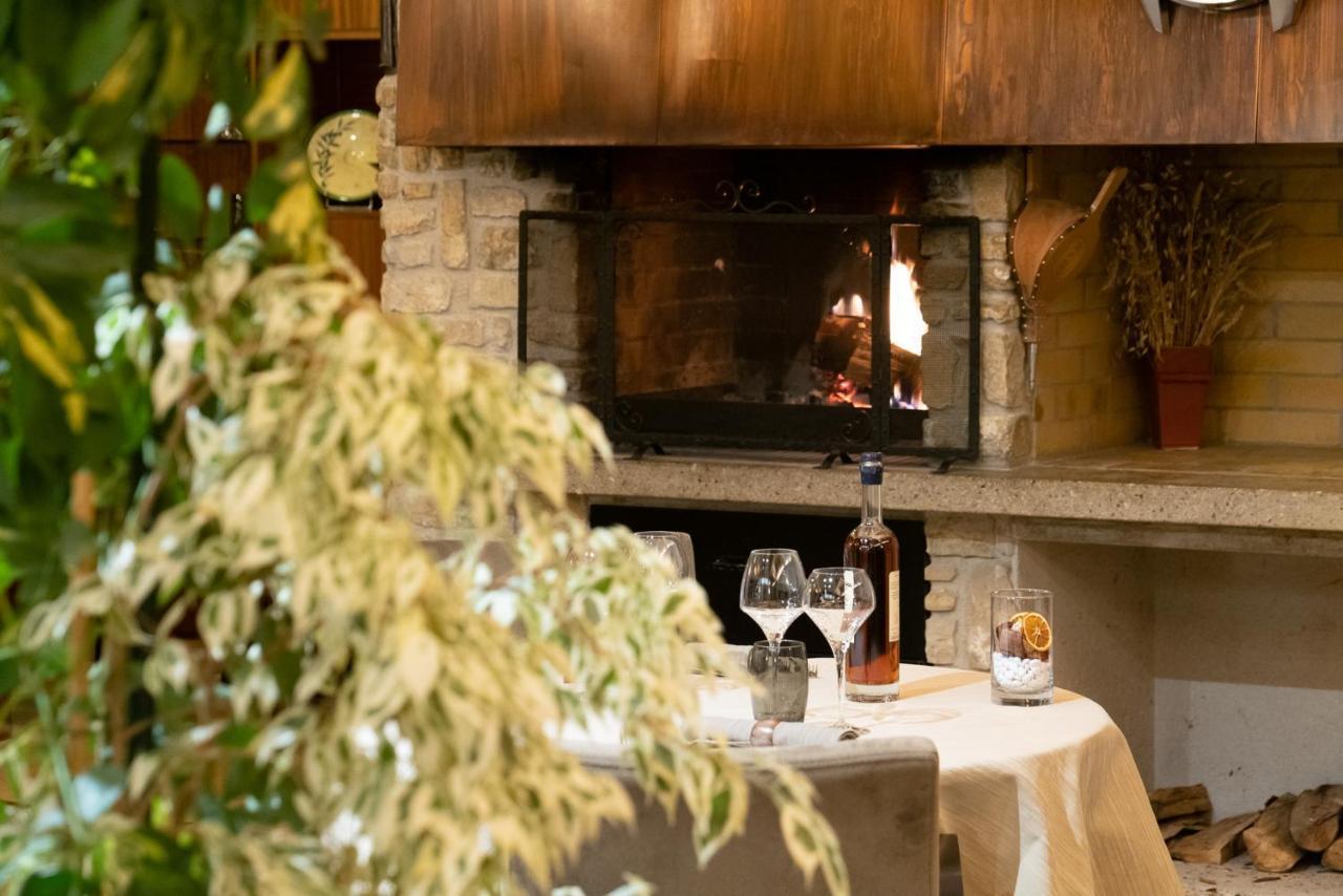 Auberge Du Prevoux Le Locle Bagian luar foto